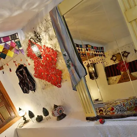 Проживание в семье Sihirbazin Evi *