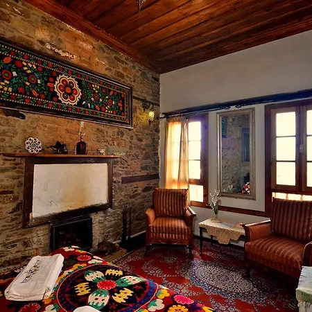 Sihirbazin Evi Homestay *