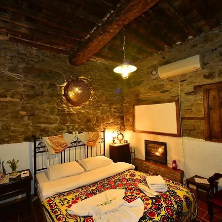 Sihirbazin Evi Homestay *