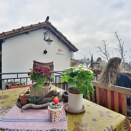 Sihirbazin Evi Homestay *