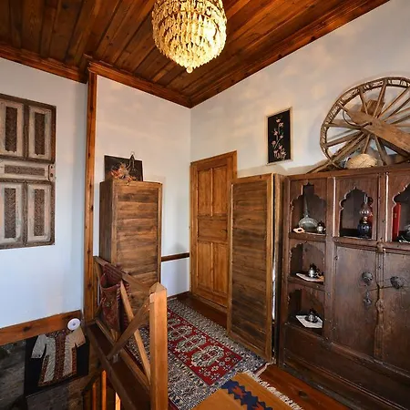 Sihirbazin Evi Selçuk